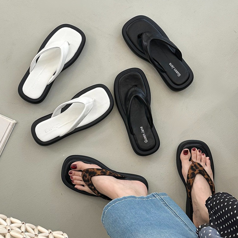 Street Fashion Clothing - Women Platform Thick Sole Flip Flops