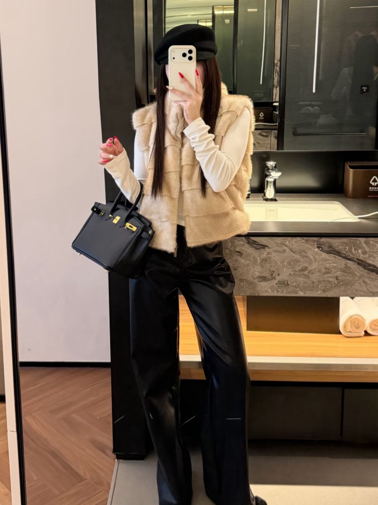 Sydney Street Corner Casual Lo - đánh giá và giá Street Fashion Sydney