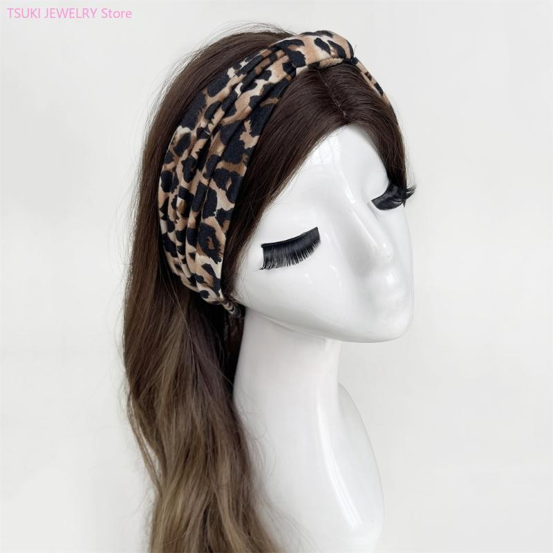 62KE Comfortable Leopard Patte - đánh giá và giá Street Fashion Reference